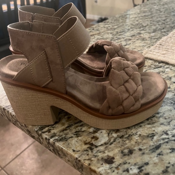 Wedges - Picture 5 of 6